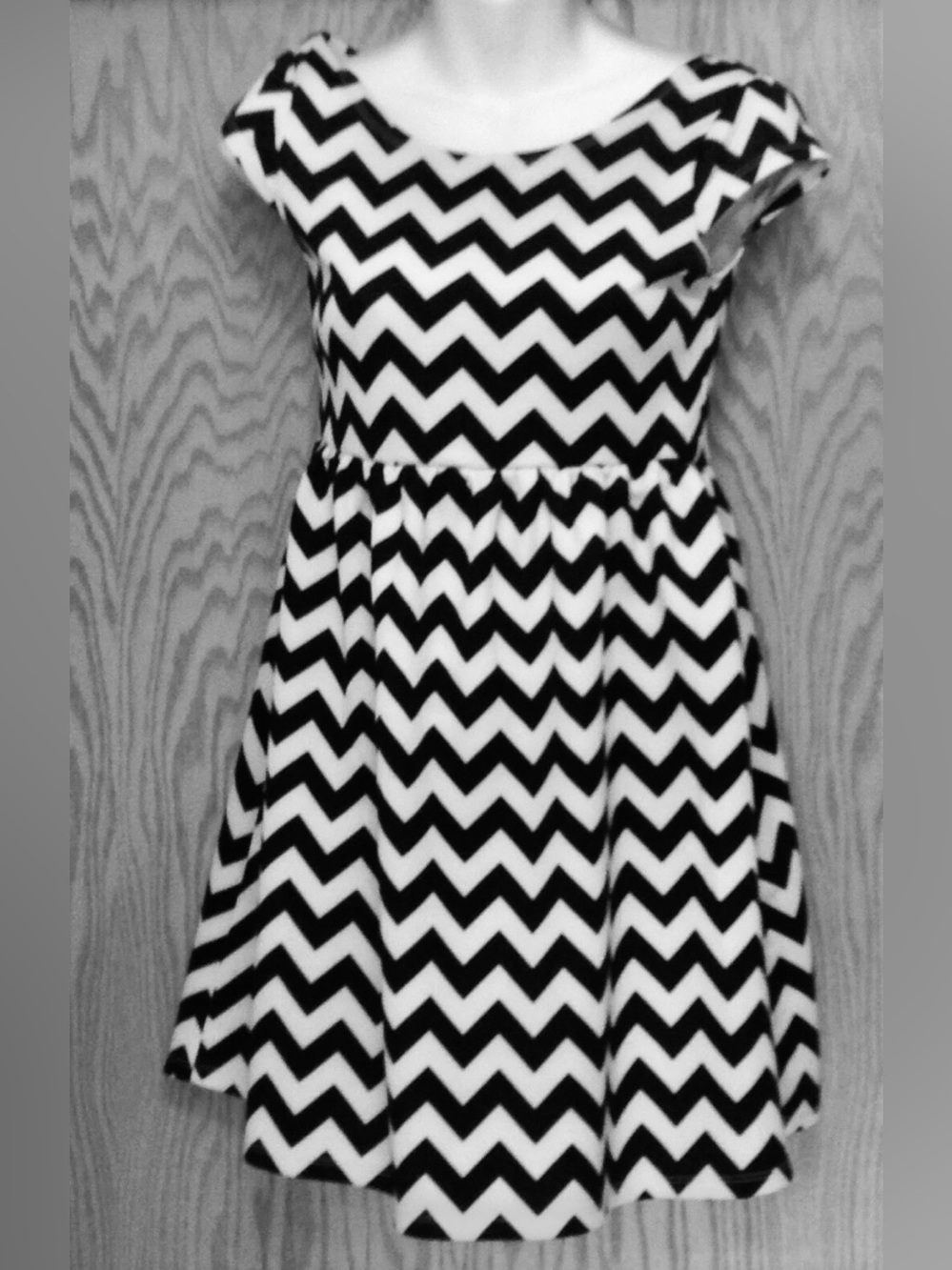 George Girls Dress Size Large 10/12 Black White Chevron Striped